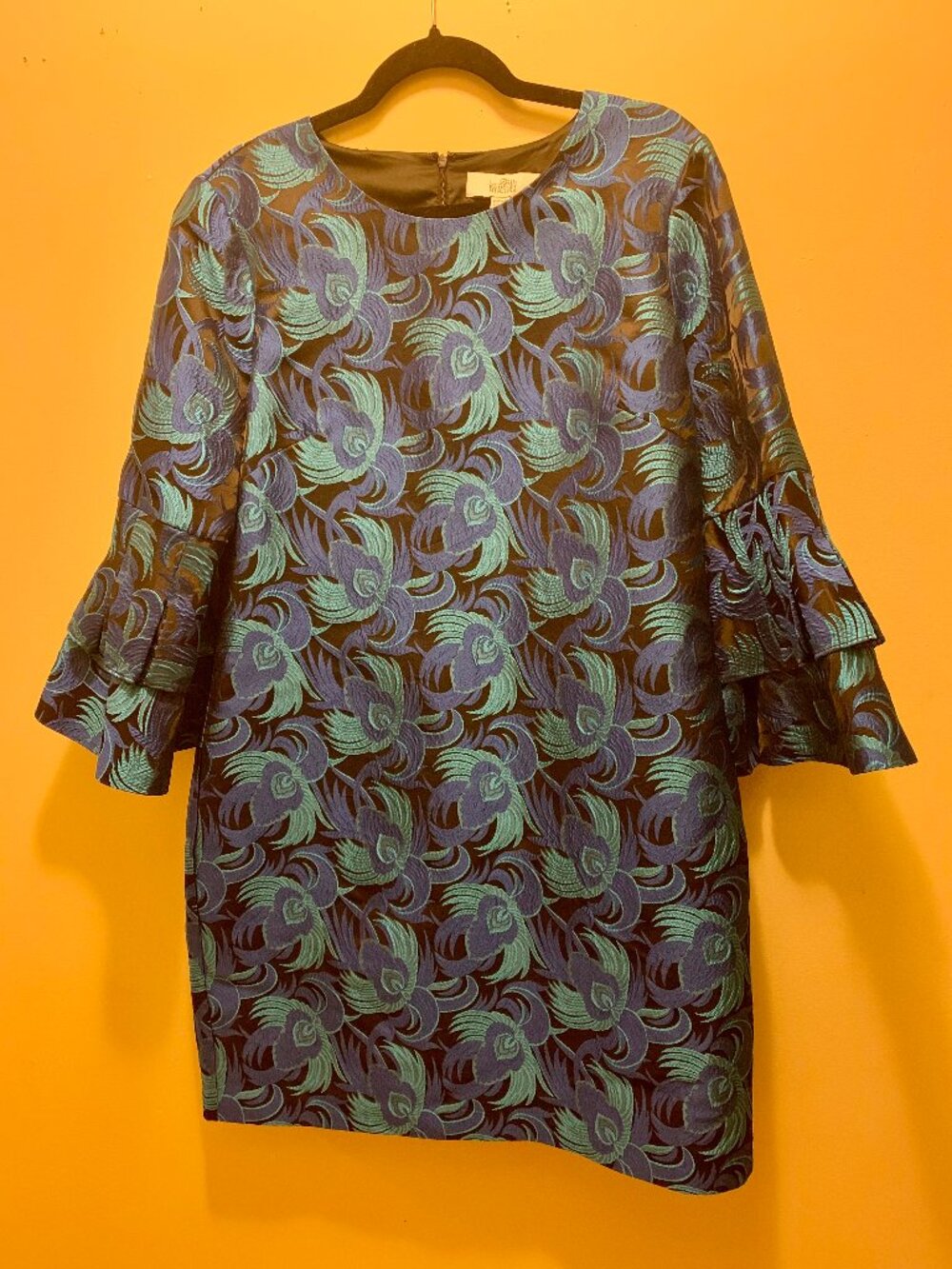Belle by Badgley Mischka Peacock Jacquard Bell Sleeve Dress size 14